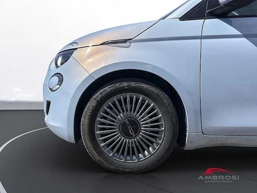 Fiat 500e usata a Perugia (17)