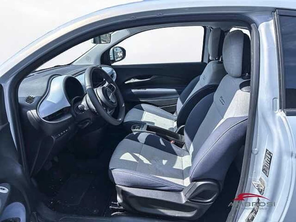 Fiat 500e usata a Perugia (9)