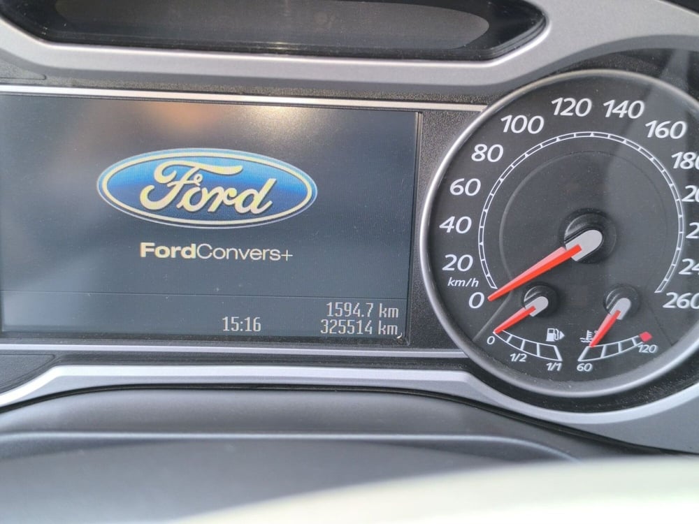 Ford S-Max usata a Udine (13)