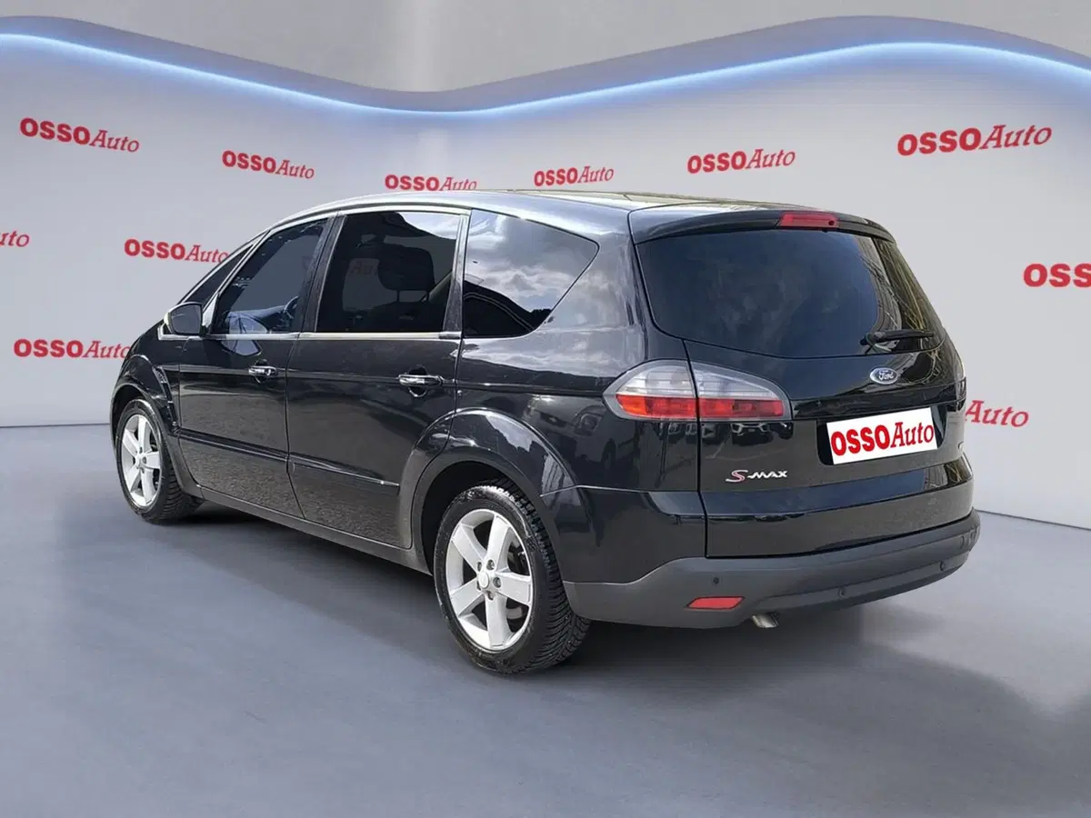 Ford S-Max usata a Udine (4)