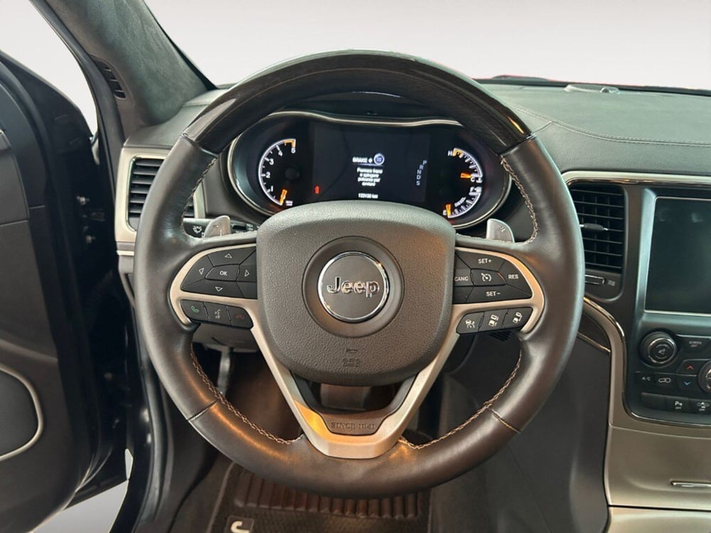 Jeep Grand Cherokee usata a Verona (10)