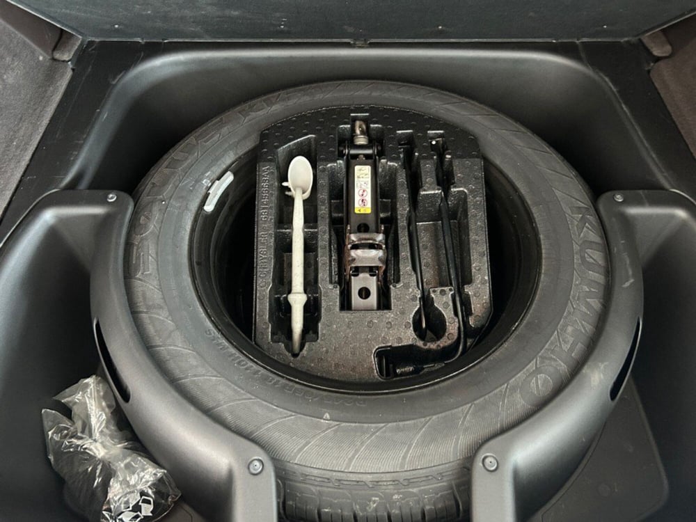 Jeep Grand Cherokee usata a Verona (14)