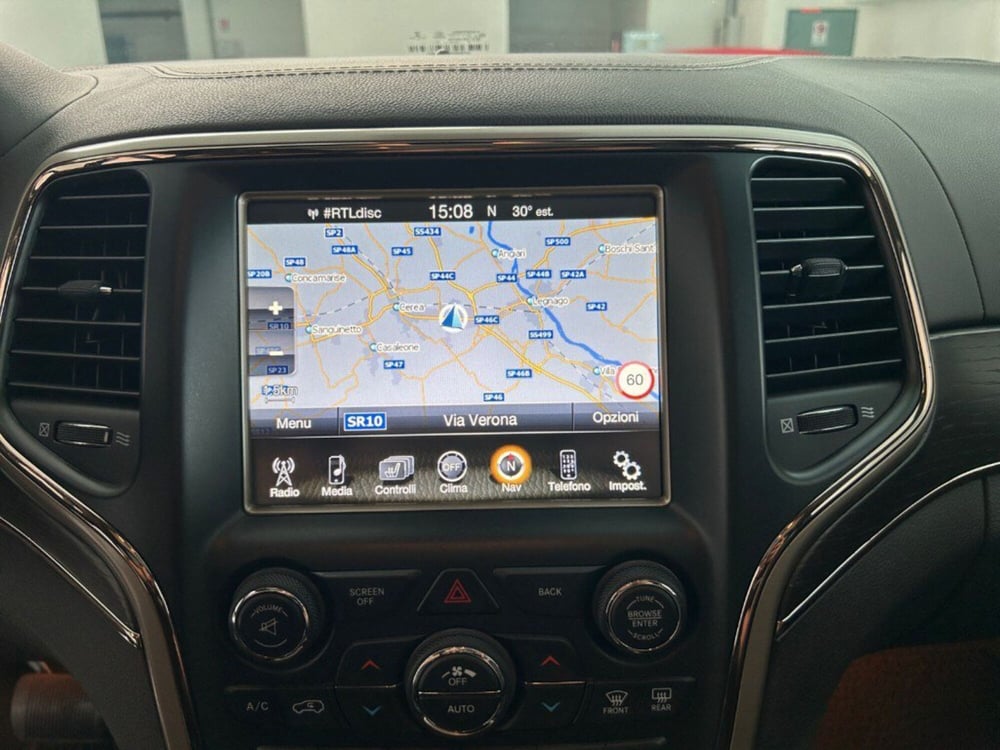 Jeep Grand Cherokee usata a Verona (15)