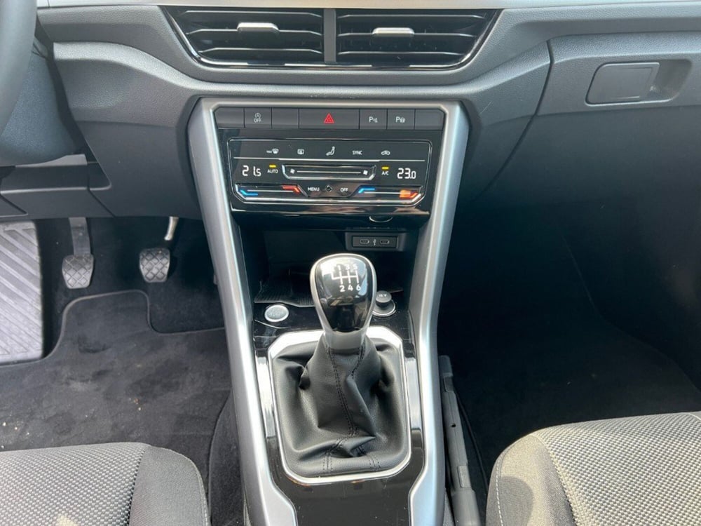 Volkswagen T-Roc usata a Verona (9)