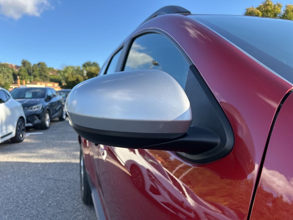 Dacia Duster usata a Latina (8)