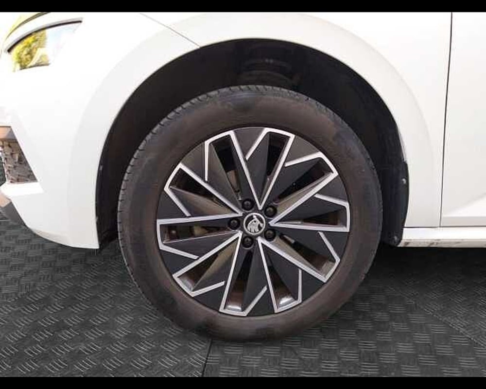 Skoda Kamiq usata a Ravenna (14)
