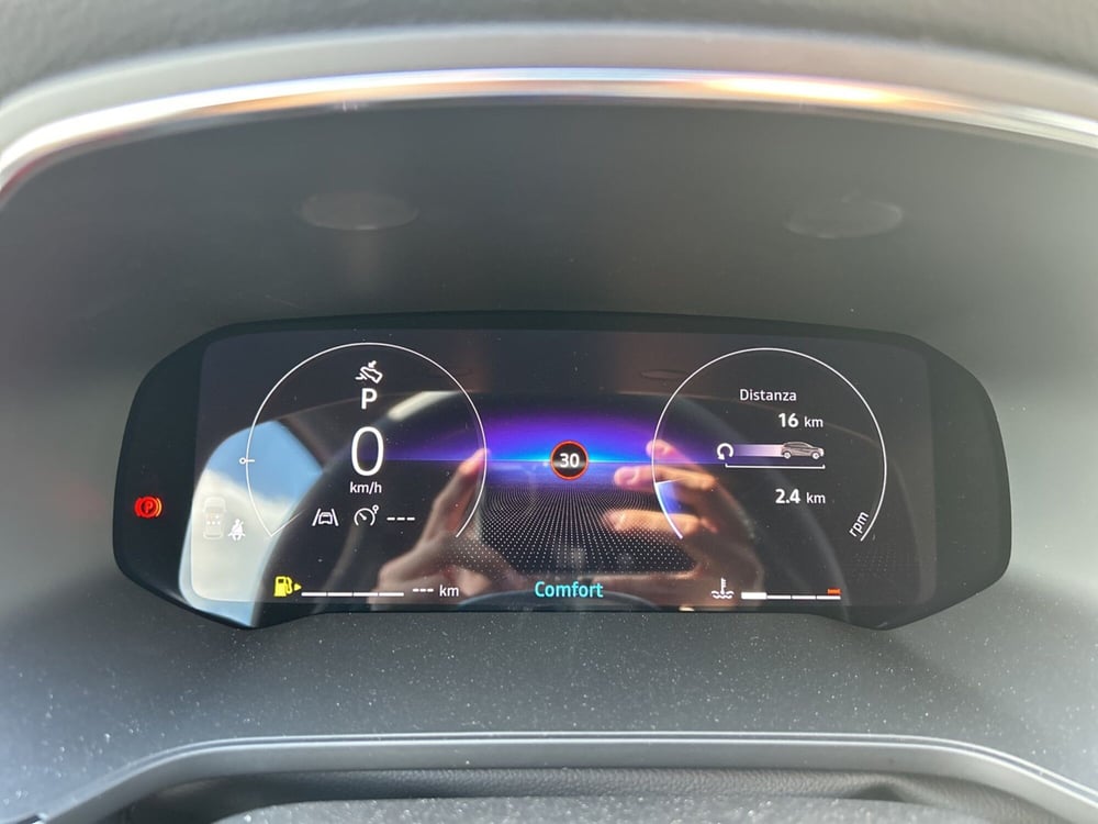 Renault Captur nuova a Roma (16)