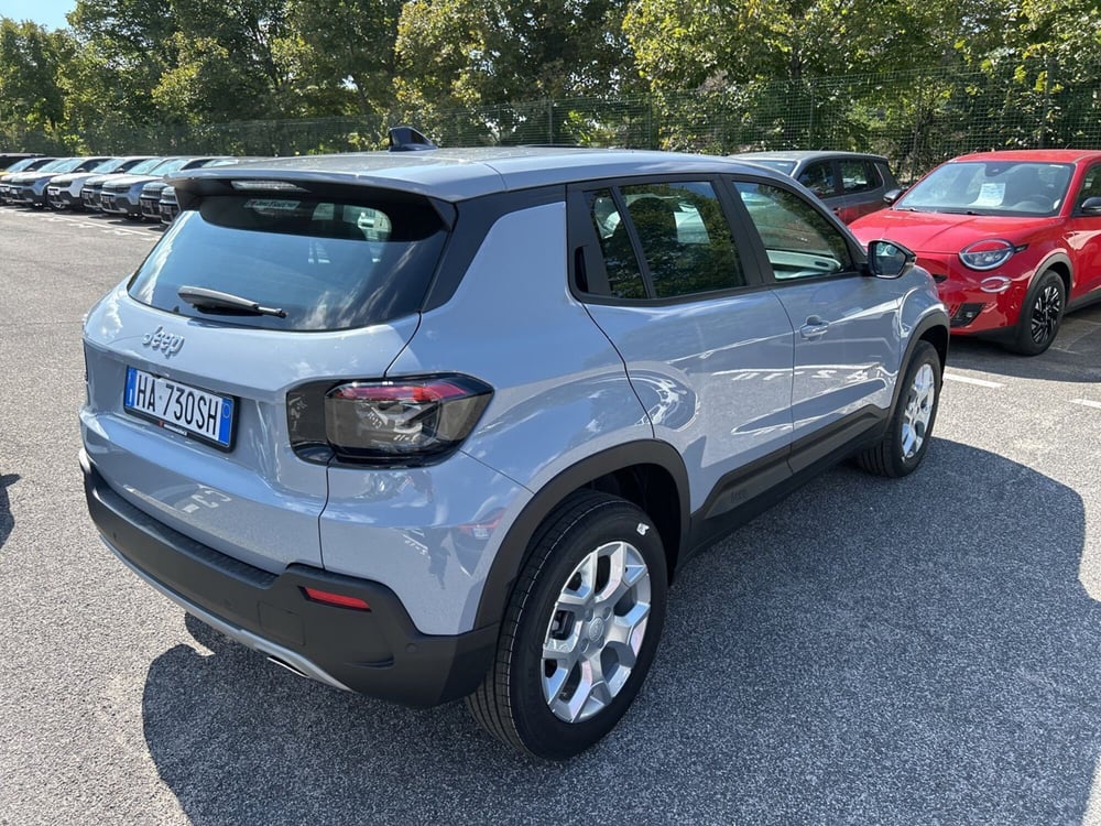 Jeep Avenger nuova a Roma (3)