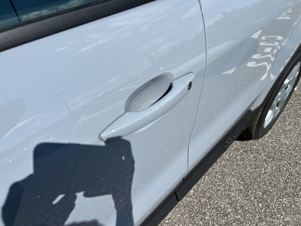 Jeep Avenger nuova a Roma (9)