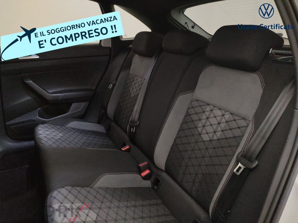 Volkswagen Taigo usata a Varese (11)