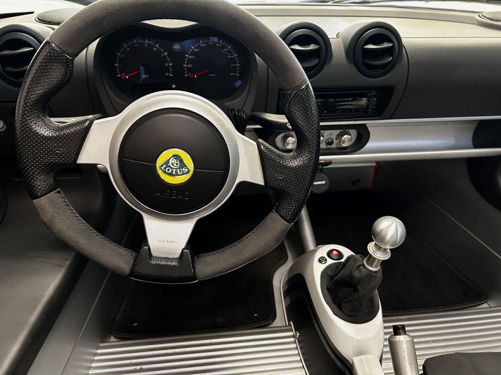 Lotus Elise usata a Novara (19)