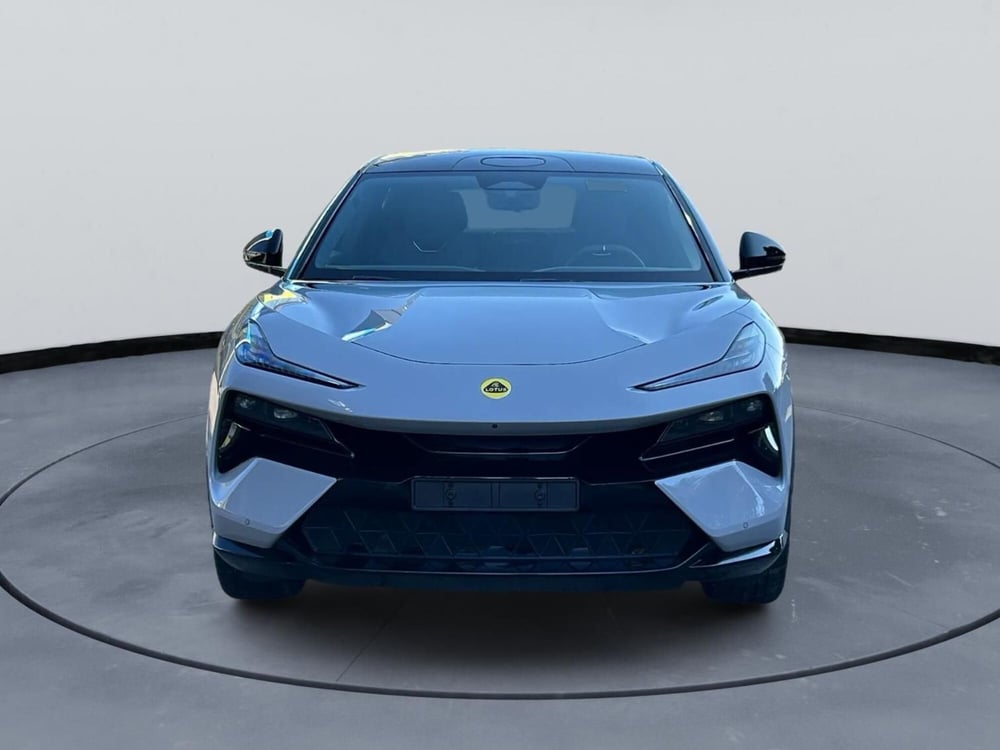 Lotus Eletre nuova a Novara (3)