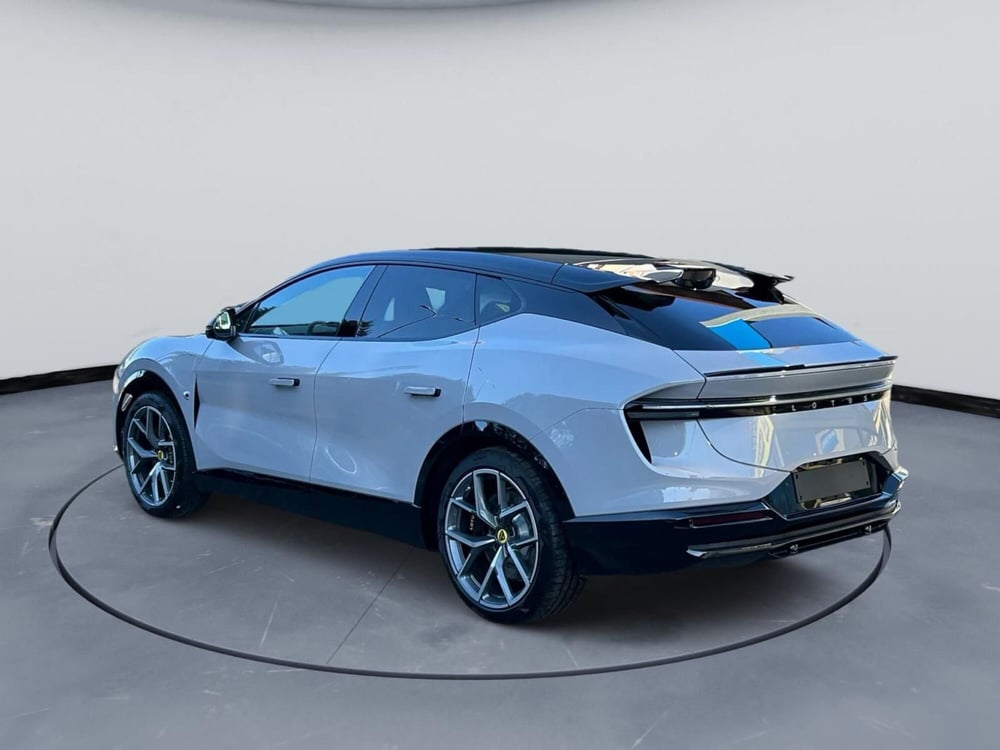 Lotus Eletre nuova a Novara (8)