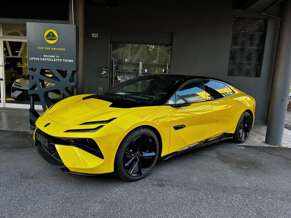 Lotus Emeya nuova a Novara (6)