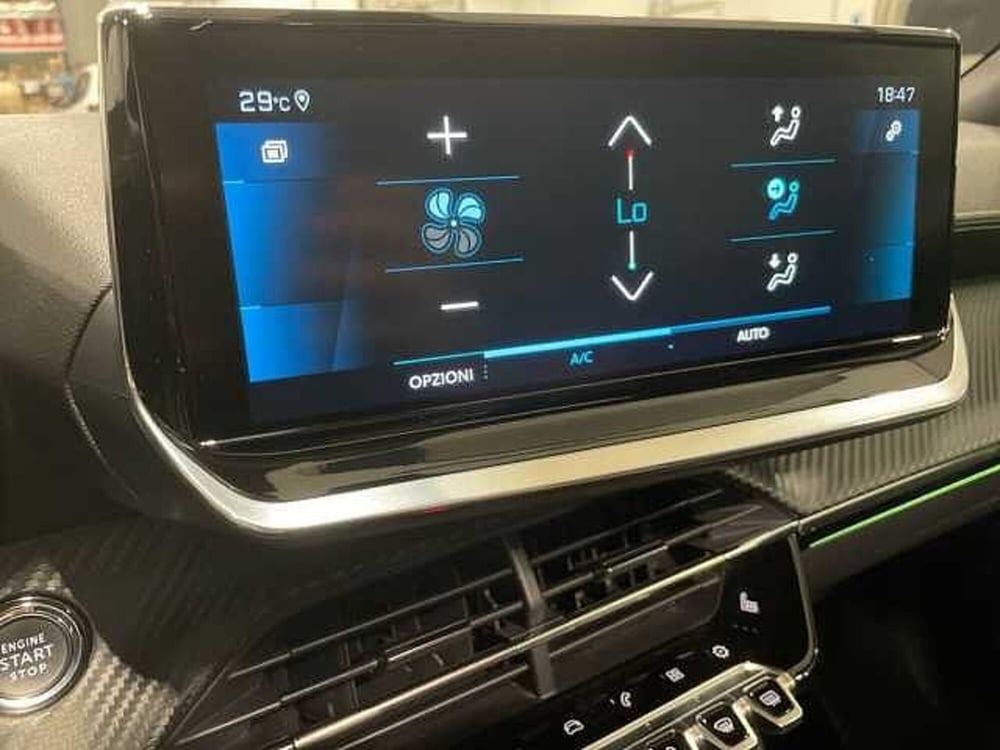 Peugeot 2008 usata a Napoli (20)