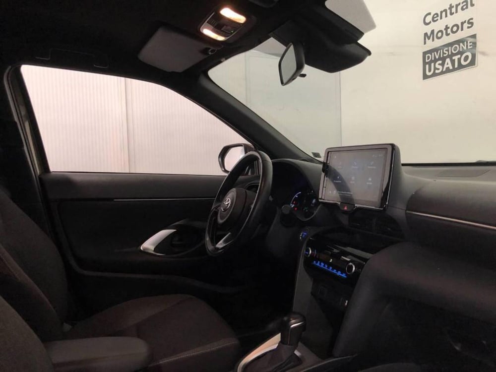 Toyota Yaris Cross usata a Torino (8)