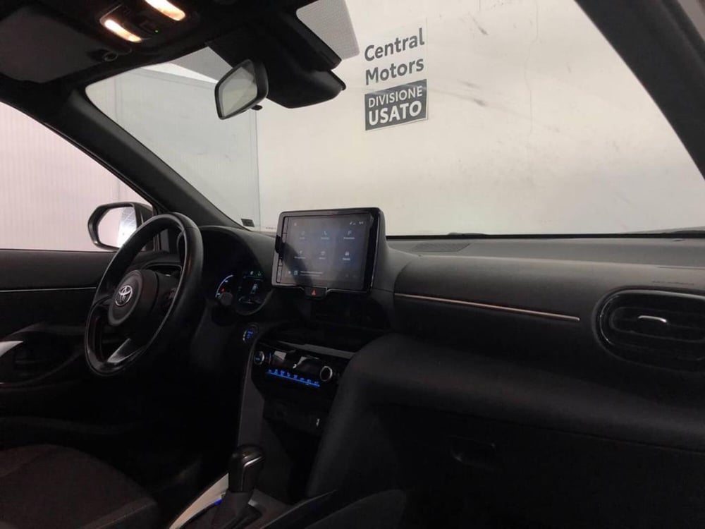Toyota Yaris Cross usata a Torino (9)