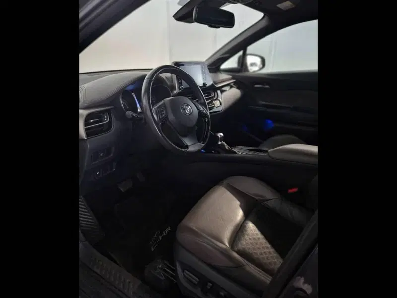 Toyota Toyota C-HR usata a Torino (11)