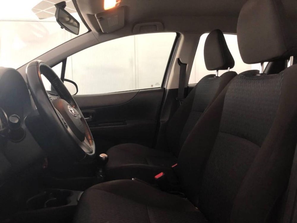 Toyota Yaris usata a Torino (11)