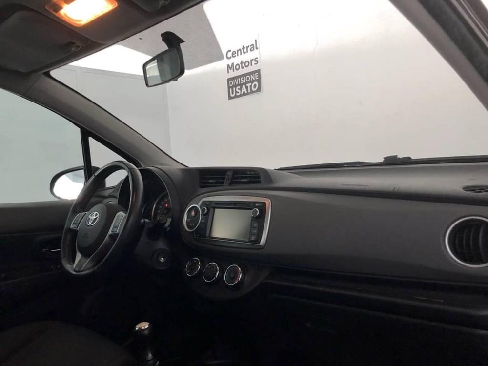 Toyota Yaris usata a Torino (9)
