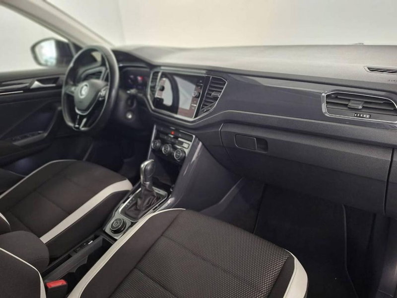 Volkswagen T-Roc usata a Torino (13)