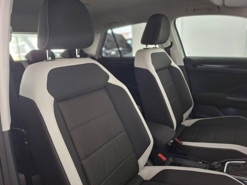 Volkswagen T-Roc usata a Torino (14)