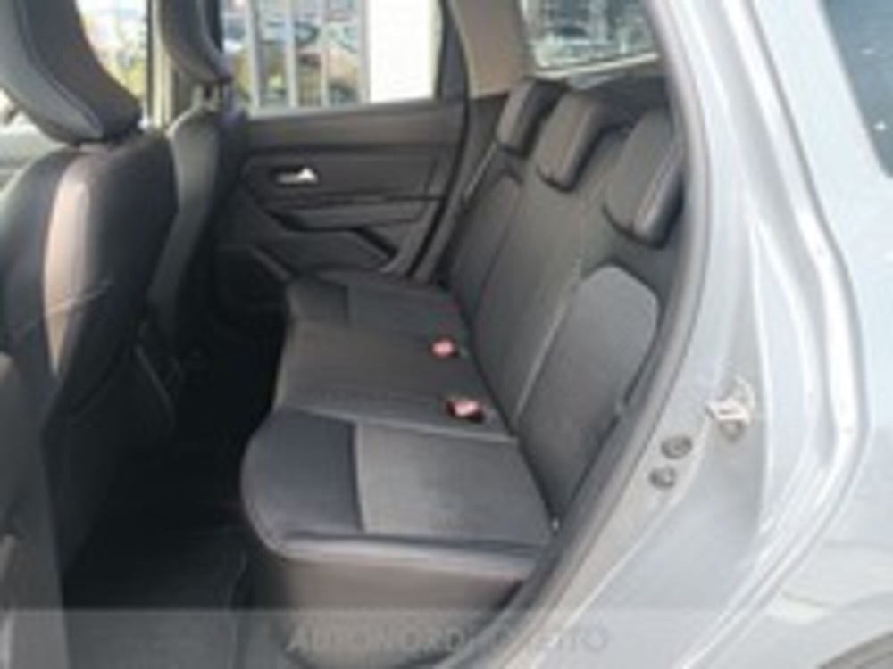 Dacia Duster usata a Udine (9)