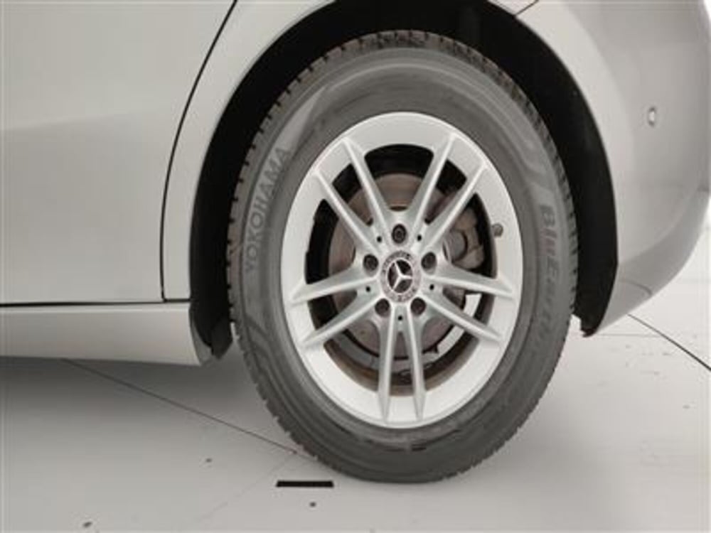Mercedes-Benz Classe A usata a Bari (12)