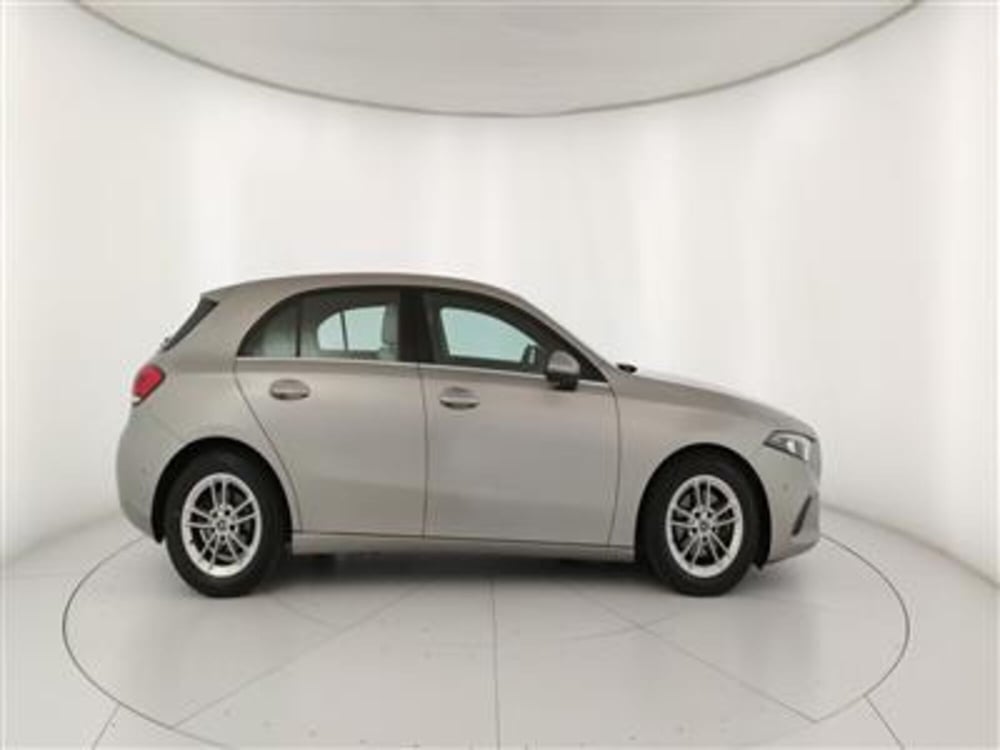 Mercedes-Benz Classe A usata a Bari (9)