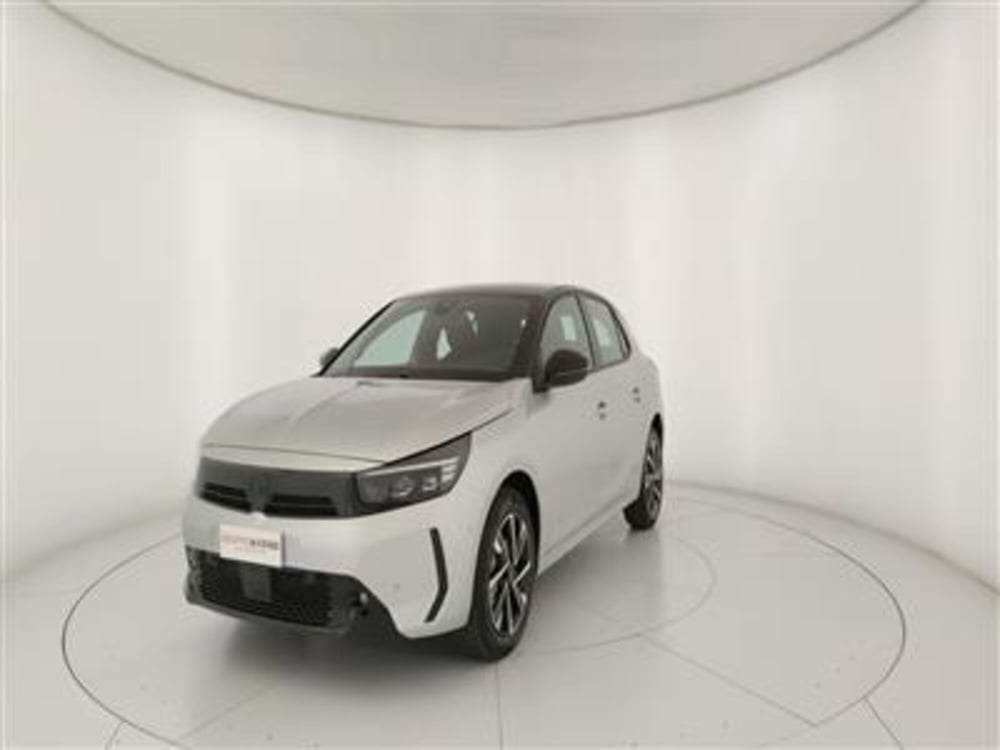 Opel Corsa nuova a Bari