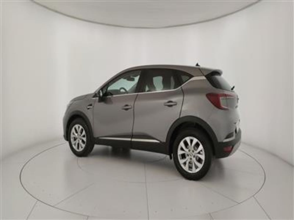 Renault Captur usata a Bari (4)