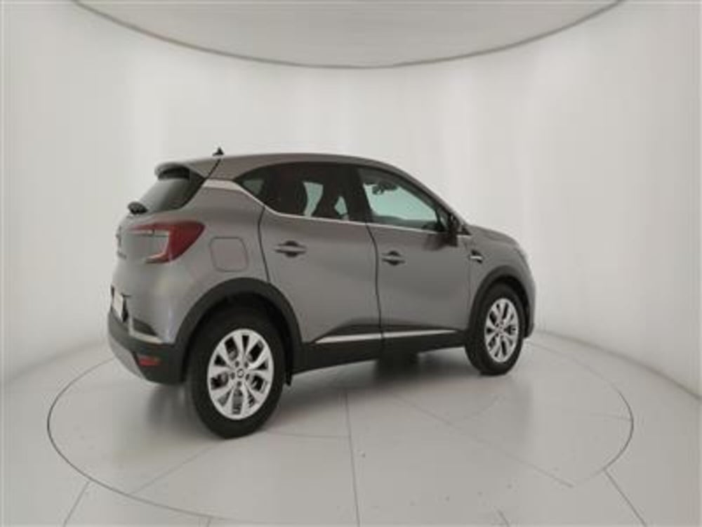 Renault Captur usata a Bari (8)