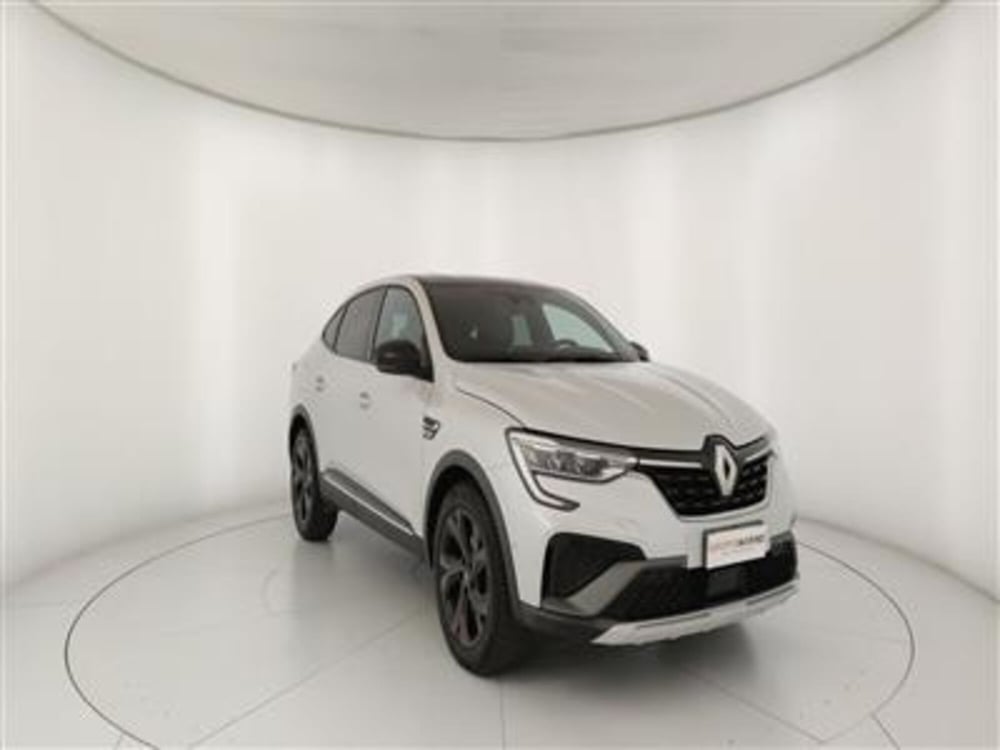Renault Arkana usata a Bari (11)
