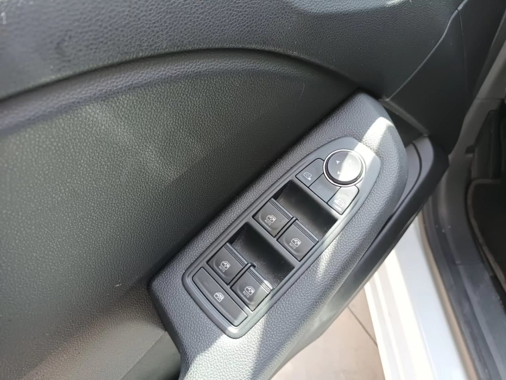 Renault Clio usata a Bari (11)