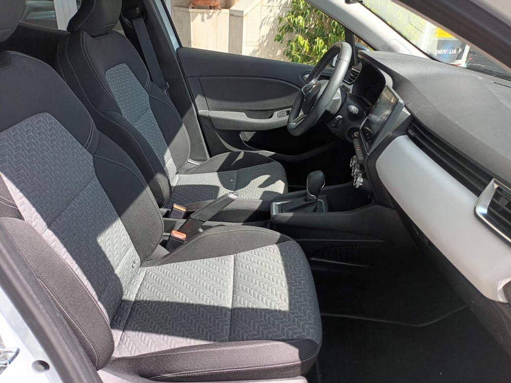 Renault Clio usata a Bari (8)
