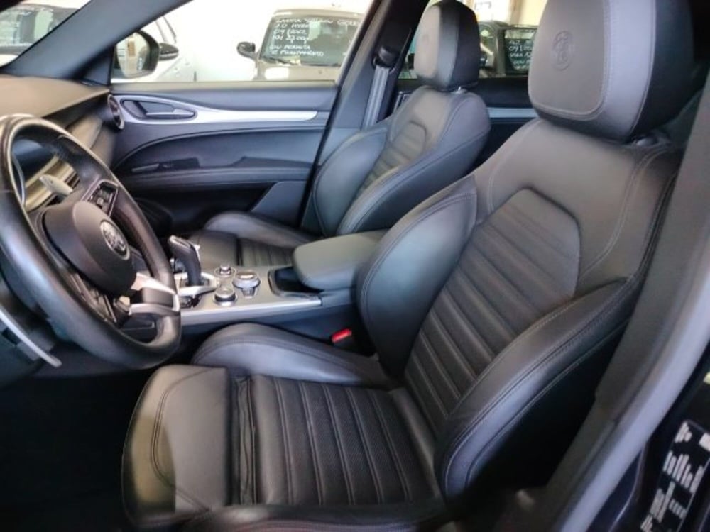 Alfa Romeo Stelvio usata a Forlì-Cesena (20)