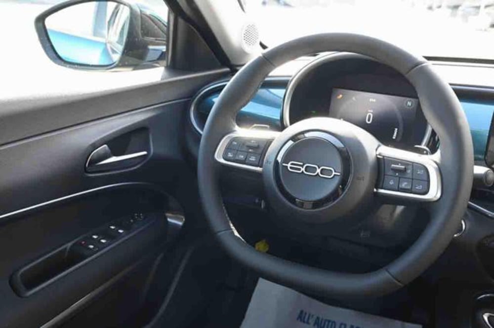 Fiat 600 nuova a Torino (16)