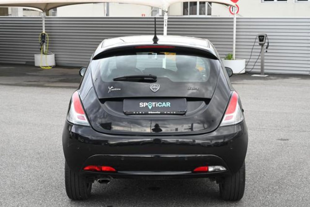 Lancia Ypsilon usata a Torino (6)
