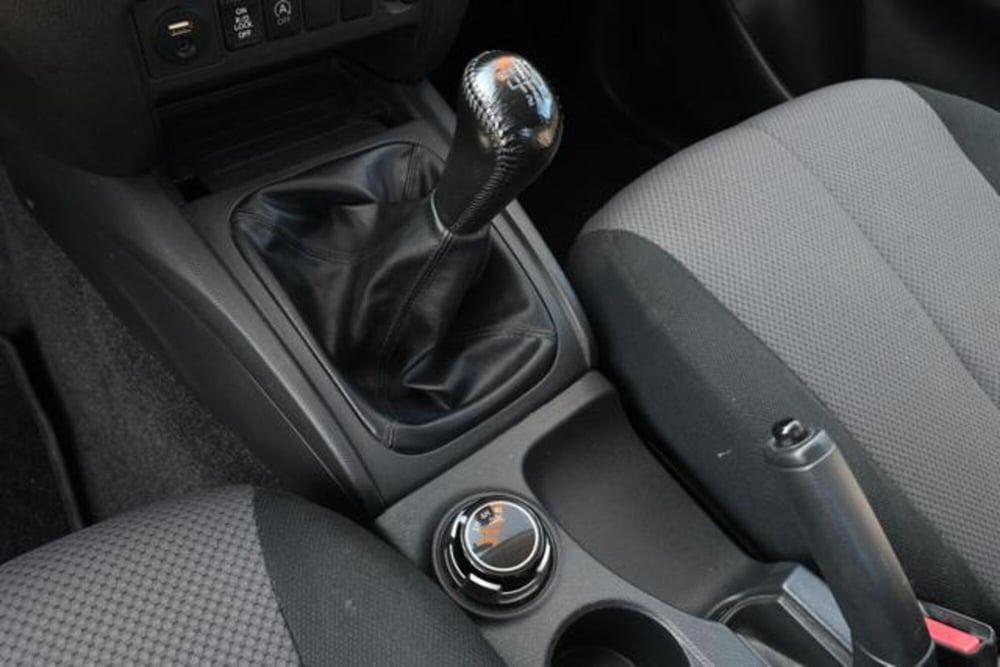 Mitsubishi L200 usata a Torino (18)