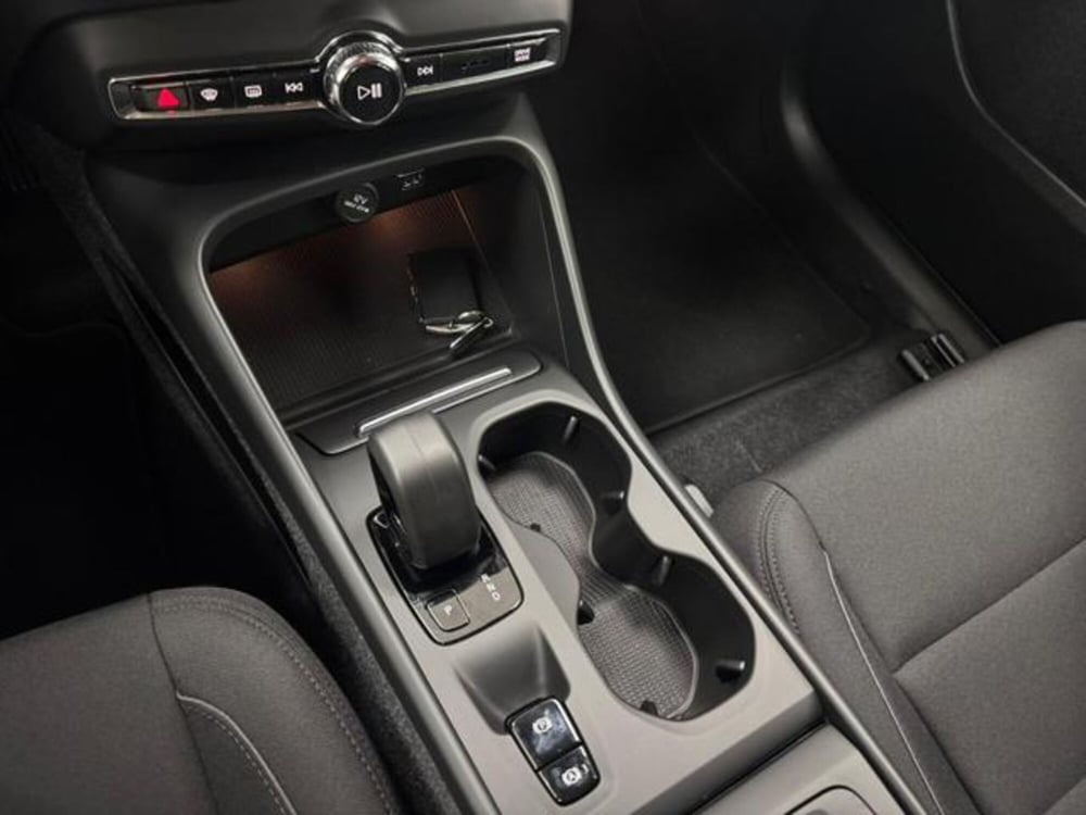 Volvo XC40 usata a Como (17)