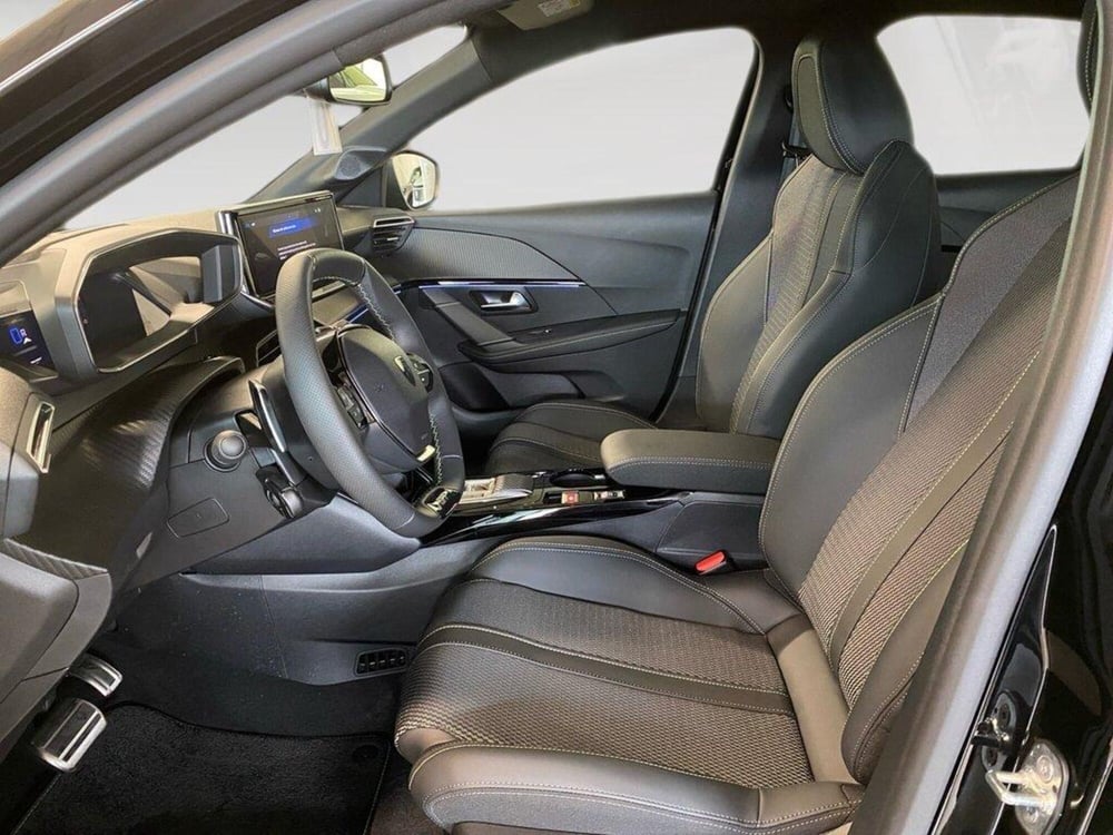 Peugeot 208 nuova a Torino (7)