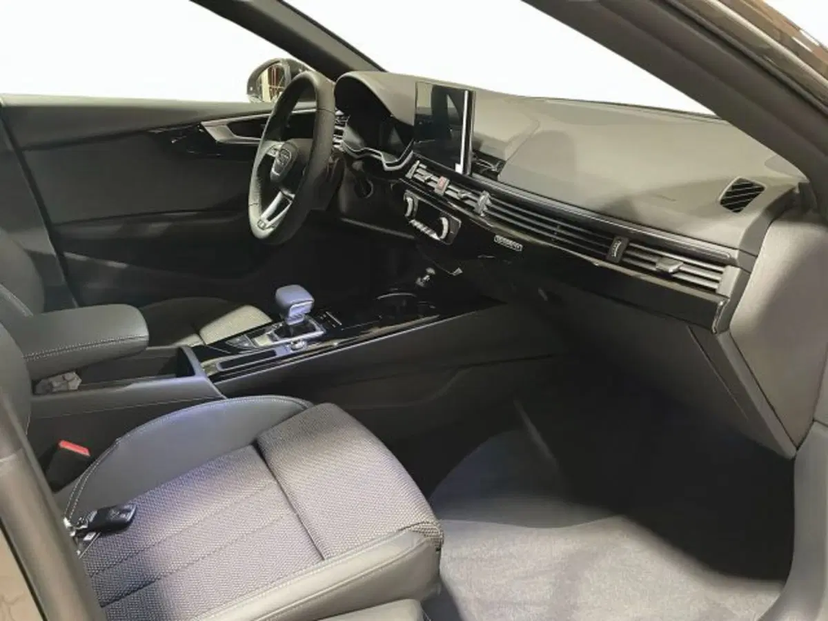 Audi A5 Sportback nuova a Vicenza (6)