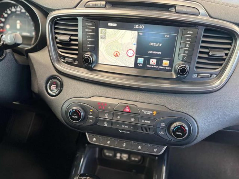 Kia Sorento usata a Pesaro-Urbino (8)