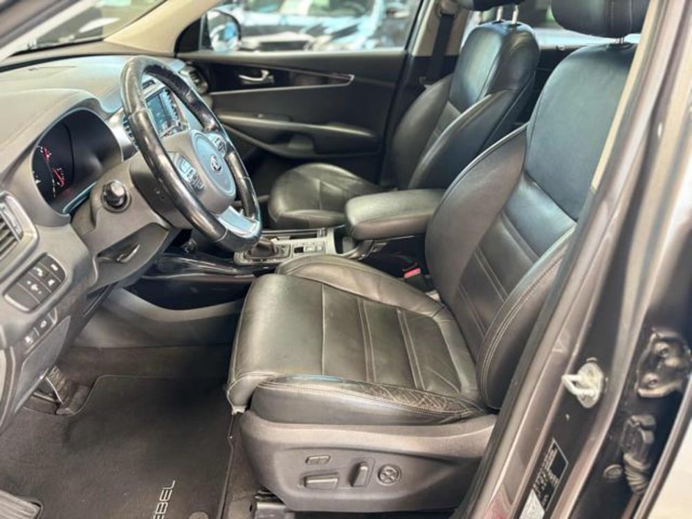 Kia Sorento usata a Pesaro-Urbino (9)