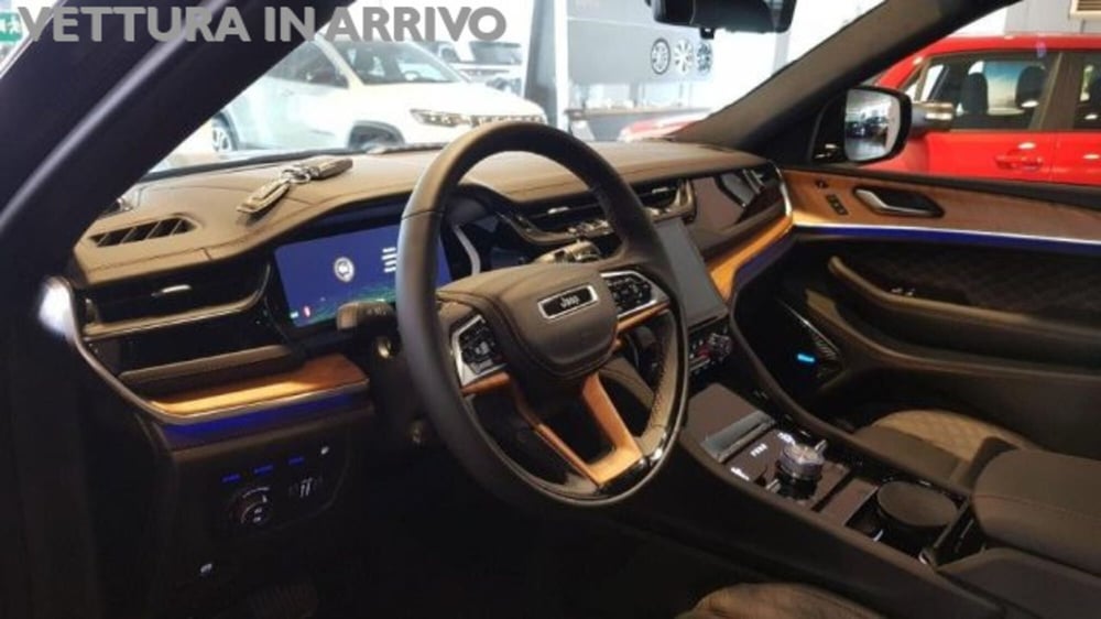 Jeep Grand Cherokee usata a Modena (8)