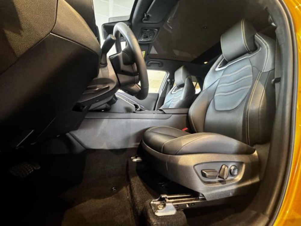 Toyota Toyota C-HR usata a Sassari (10)