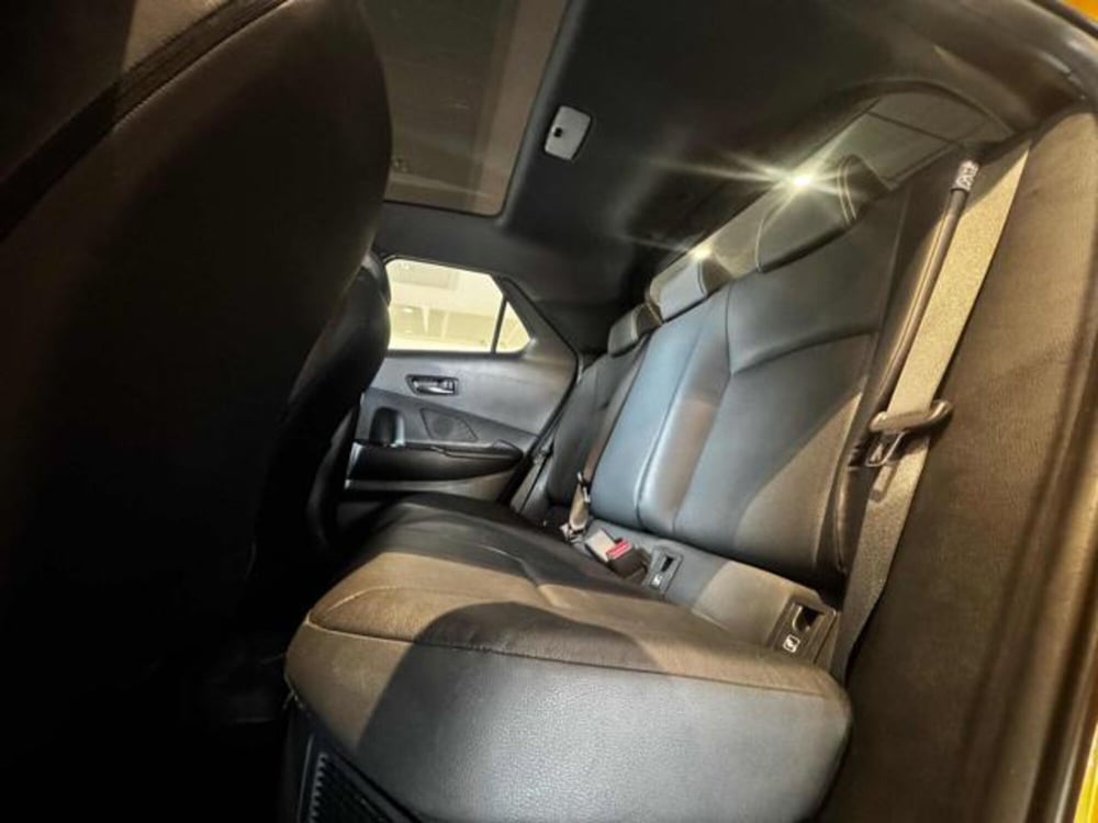 Toyota Toyota C-HR usata a Sassari (11)