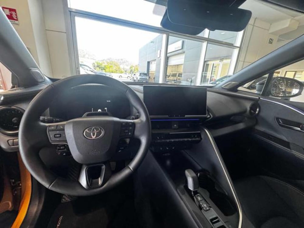 Toyota Toyota C-HR usata a Sassari (13)
