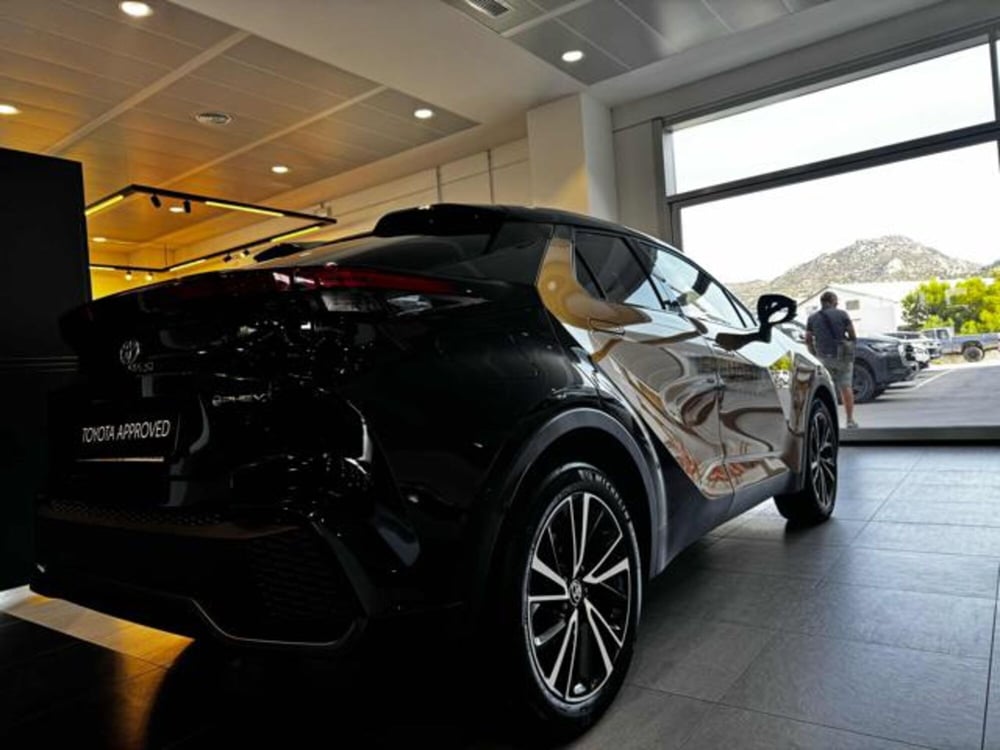 Toyota Toyota C-HR usata a Sassari (5)