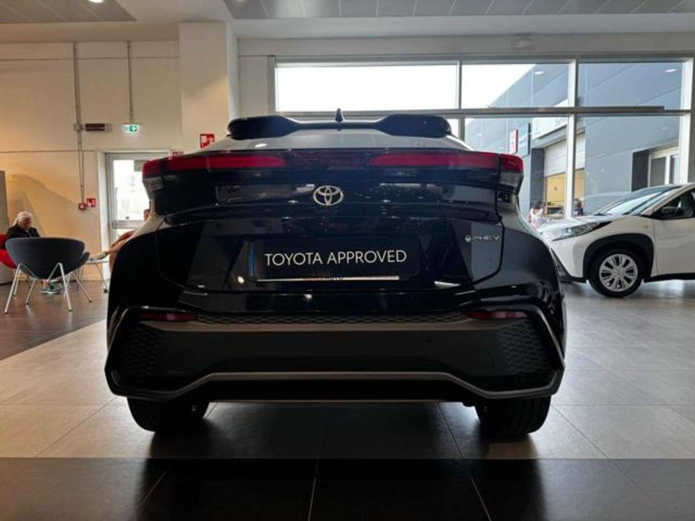 Toyota Toyota C-HR usata a Sassari (6)